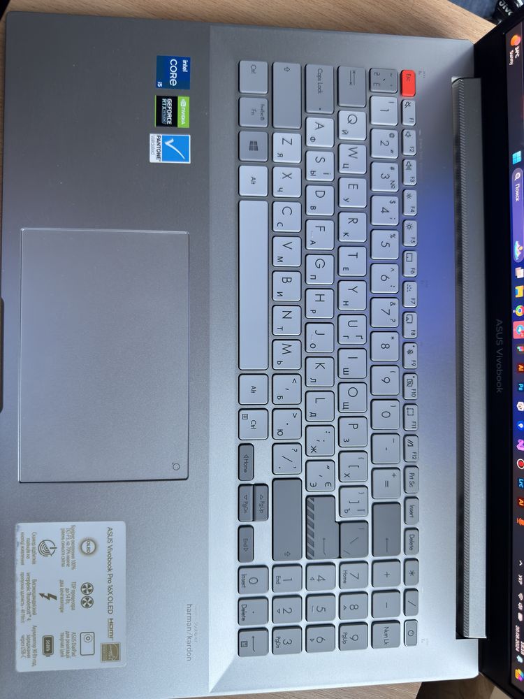 Ноутбук ASUS Vivobook Pro 16X OLED