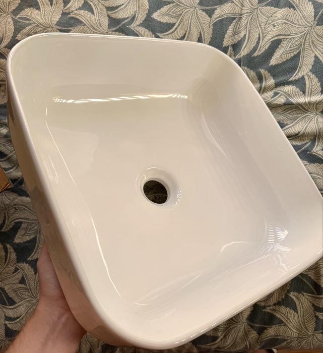 Umywalka nablatowa kwadratowa 39cm