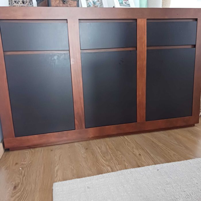 Mobília de sala de jantar completa