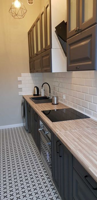 Wynajmę pokój dwuosobowy. Wszystkie media w cenie. Brak kaucji.