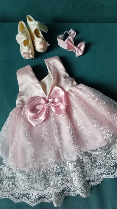 Дитяча сукня в чудовому стані