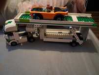 Klocki lego 60305 laweta z wyścigówką
