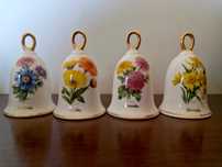Coleção de sinos em porcelana