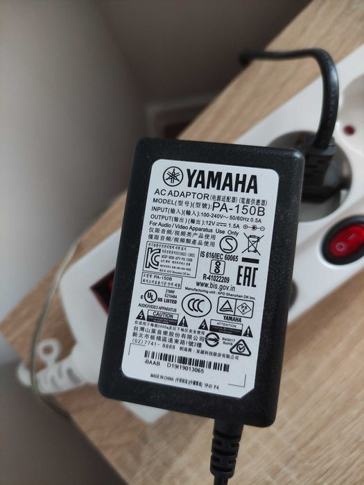 Цифрове піаніно Yamaha P-125