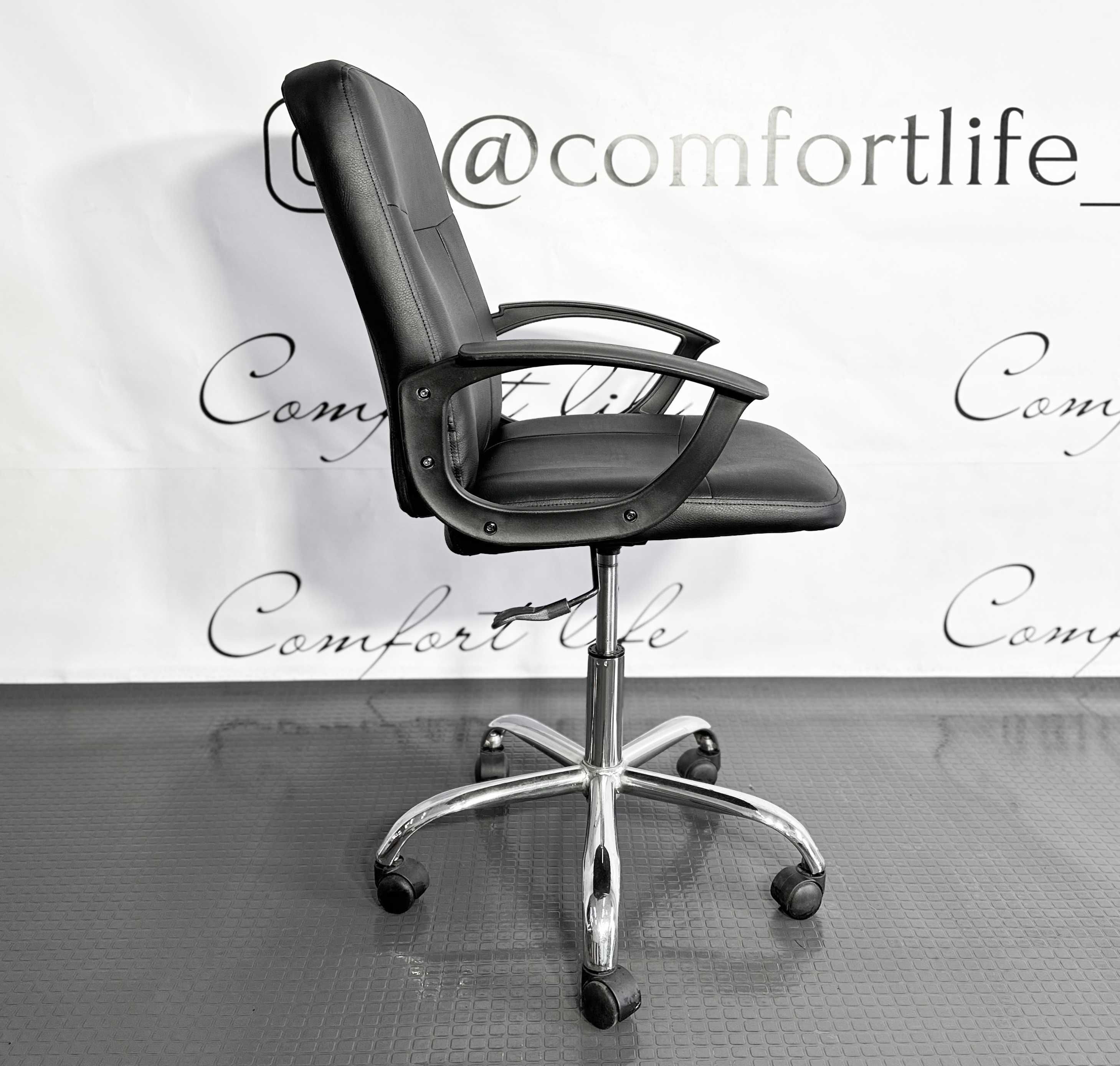 Чорне офісне комп'ютерне/робоче/шкіряне крісло/меблі в офіс з Європи