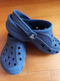 Crocs originais C10