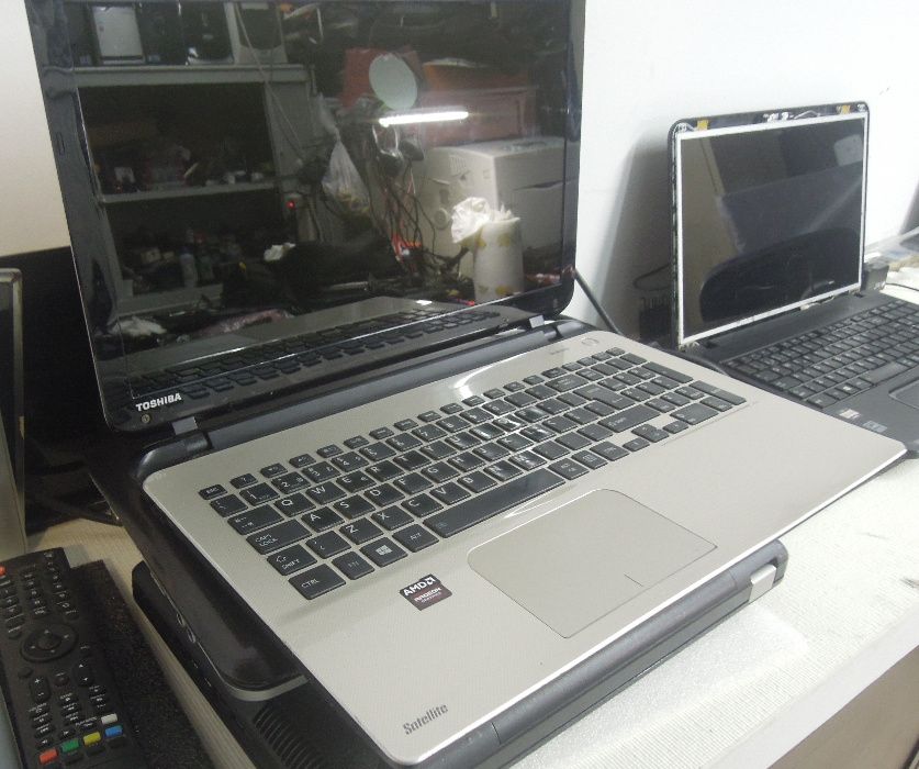 Toshiba L50-B-1JT I5 2 graficas 4GB ram ssd120