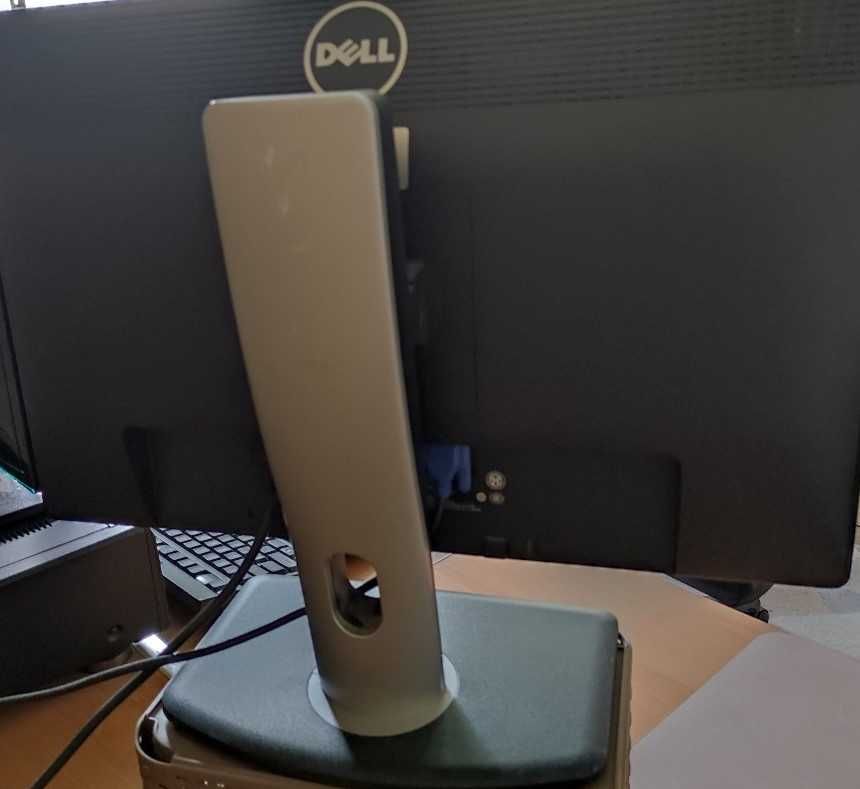 Monitor komputerowy Dell 22 cale