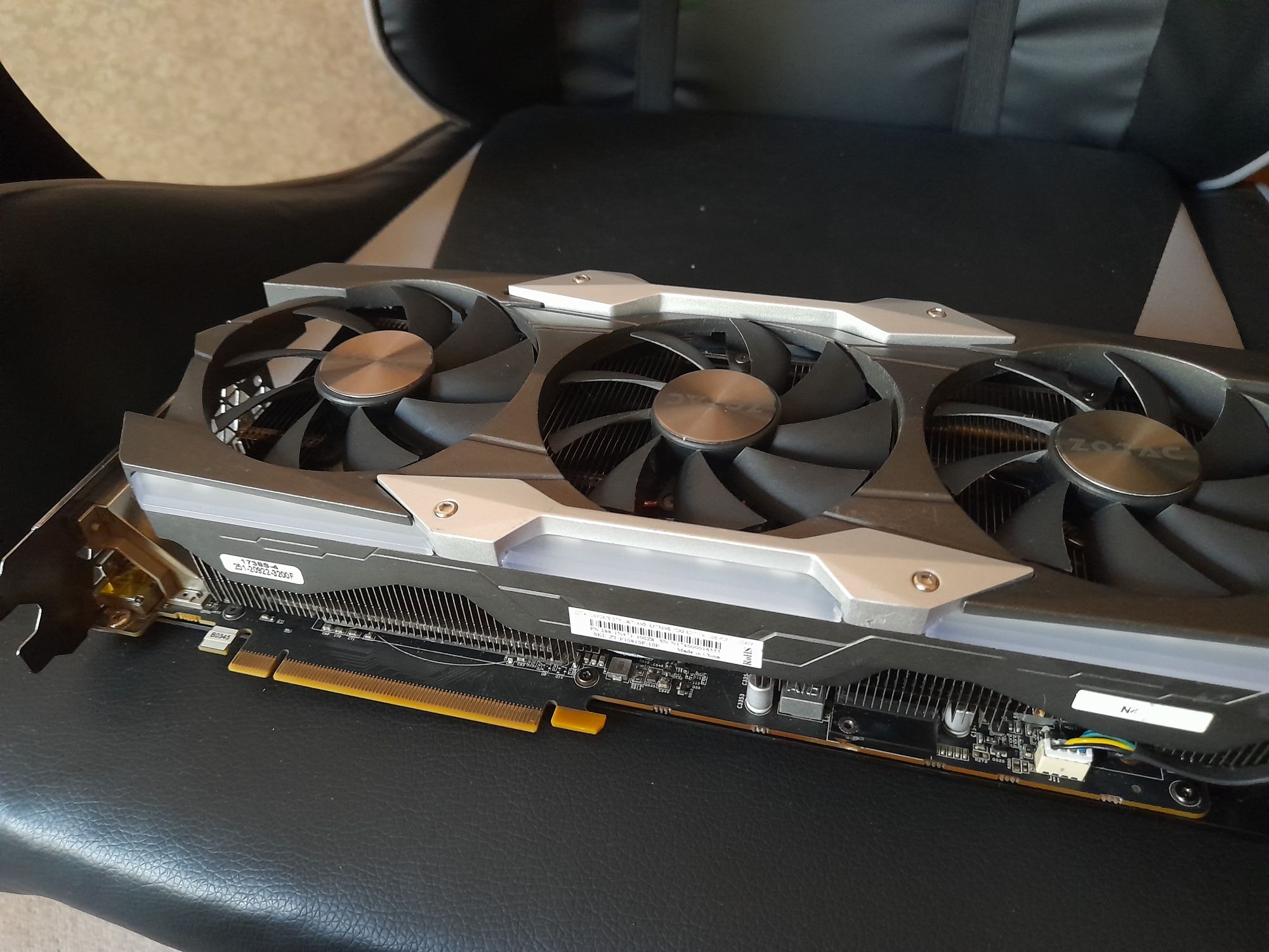 1080 ti zotac trio