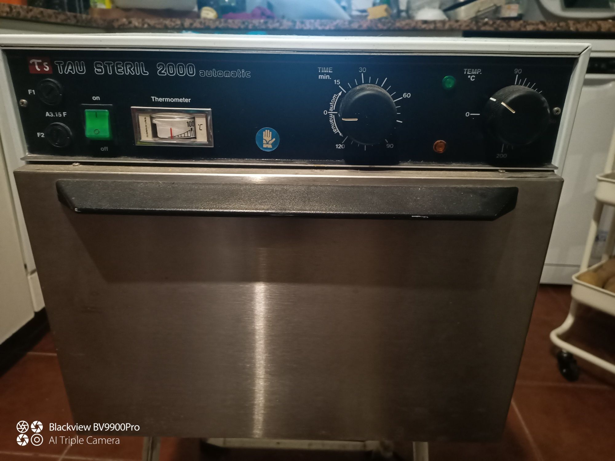 Um ótimo forno com interior inox