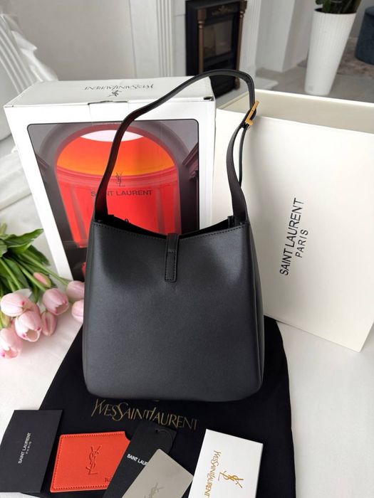 Сумка Yves Saint Laurent Le 5 A 7 Black Gold