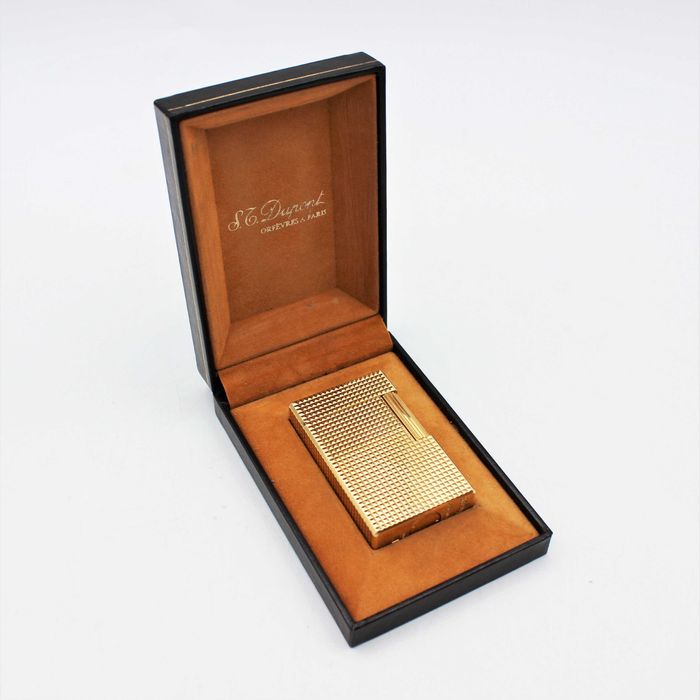 Isqueiro S.T. Dupont