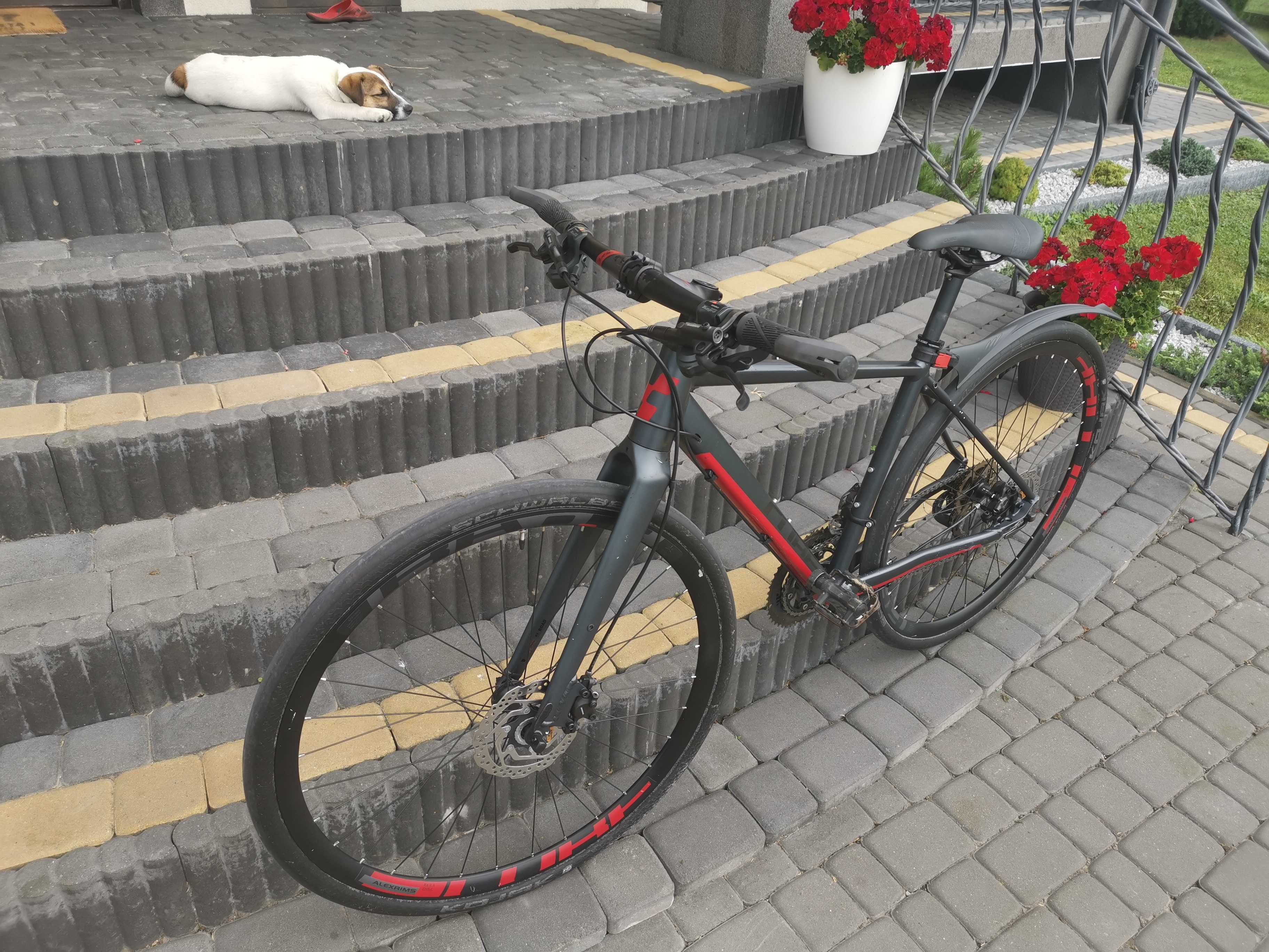 Rower Cube SL ROAD PRO 28 " cali 2022  rama 50 r. Szybki i leciutki …