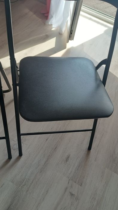 Krzesełka 2szt. Idealny stan.