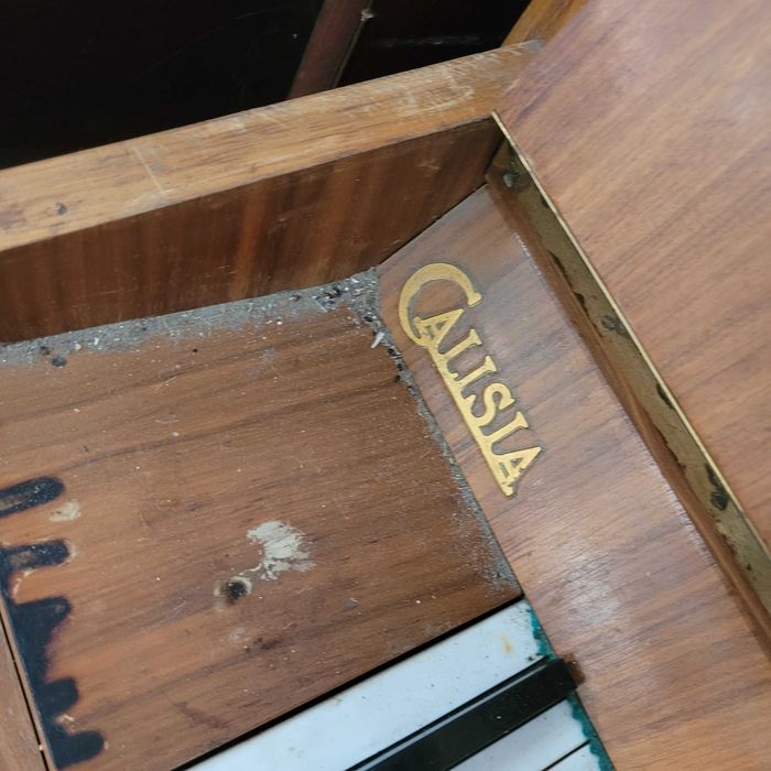 Pianino Calisia Mahoń używane