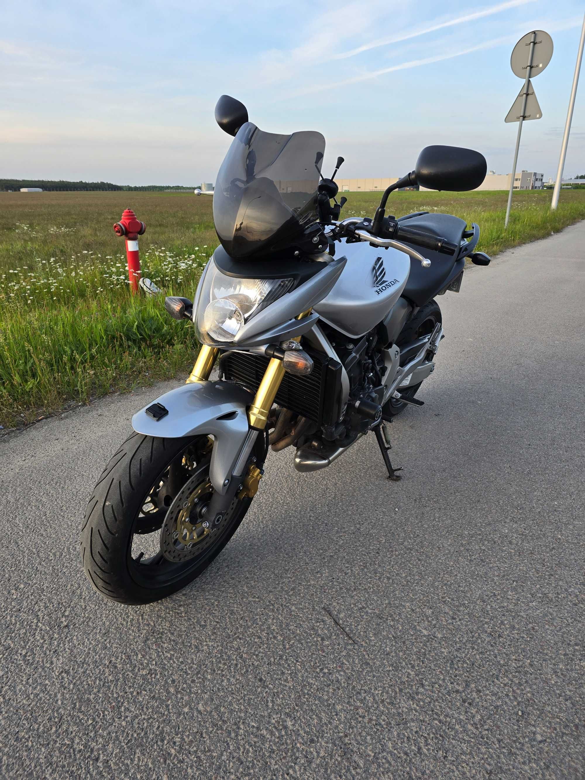 Honda Hornet CB 600 PC41!! nie bandit sv fazer, nie zawiedziesz się!