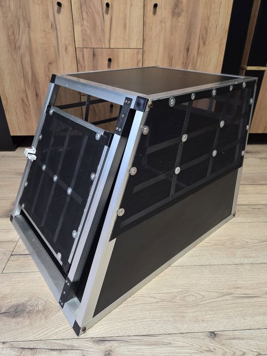 Klatka , transporter samochodowy dla psa ,kota