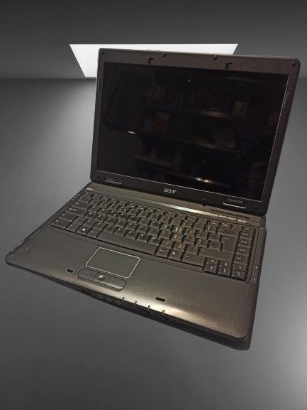 Portátil Acer MS2204