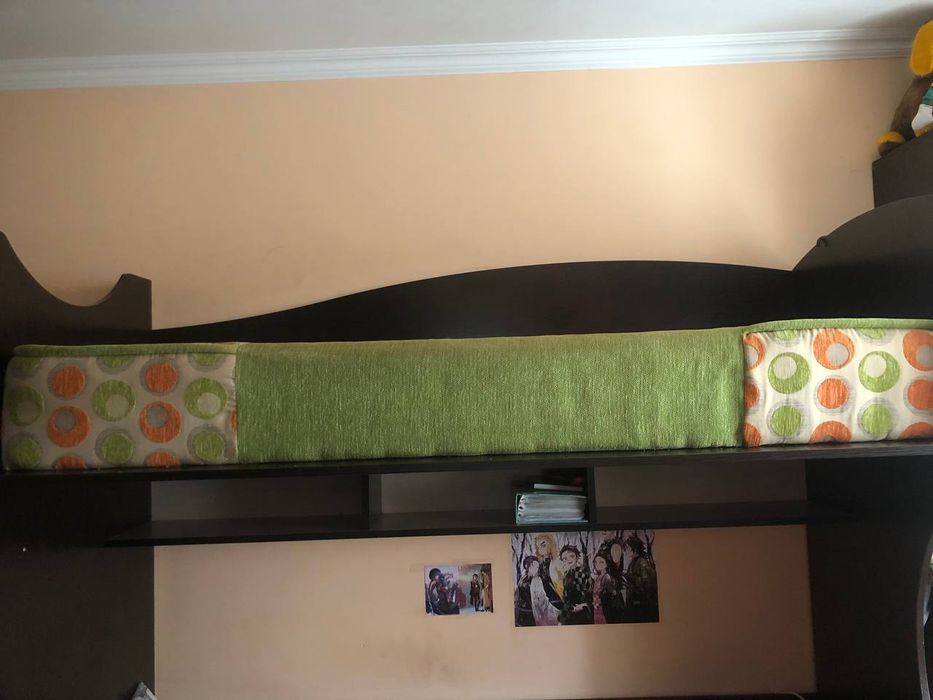 Двохповерхтве ліжко