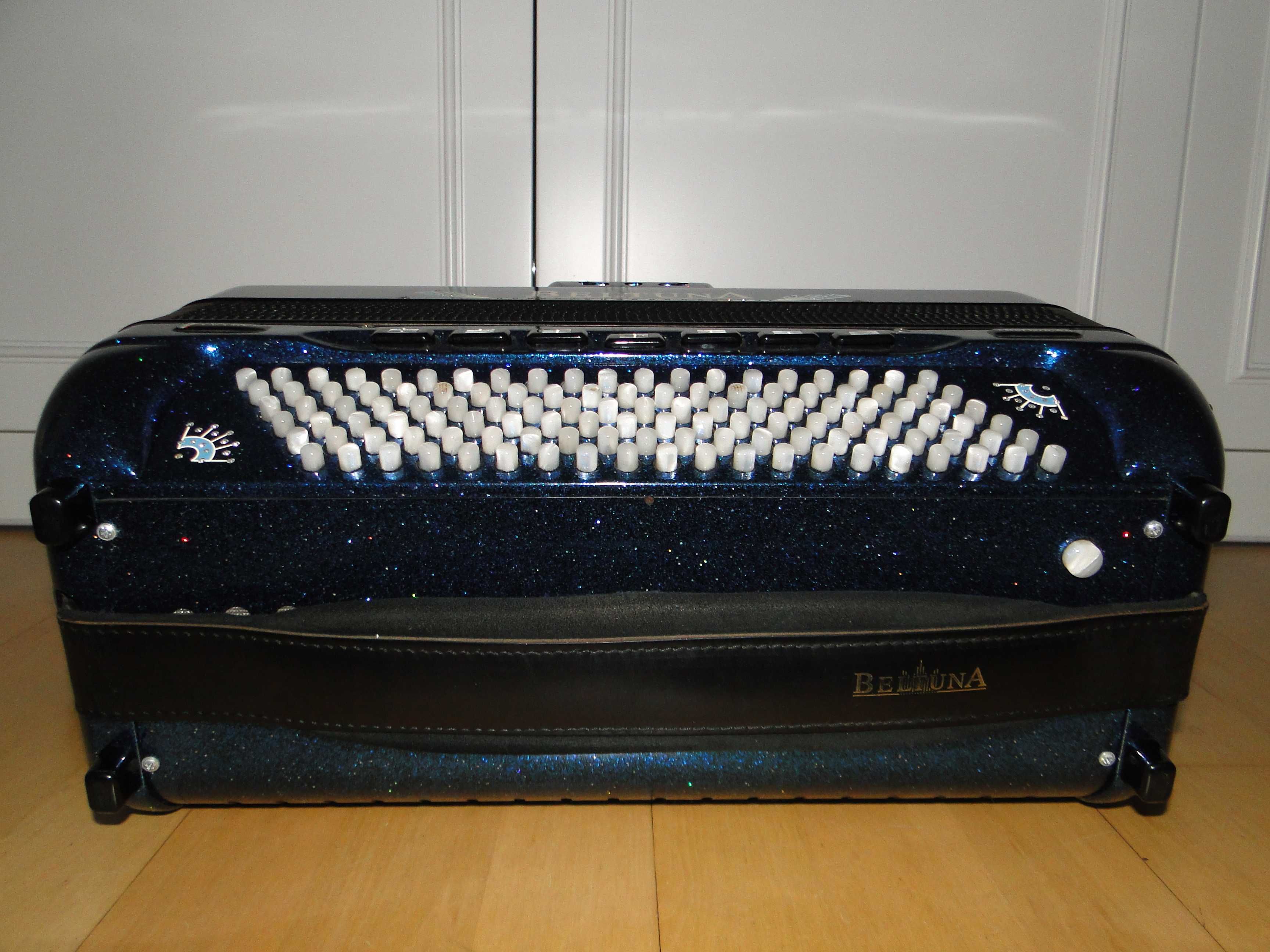 Genialny Włoski Akordeon BELTUNA LEADER AMPLISOUND+System Mikrofonowy