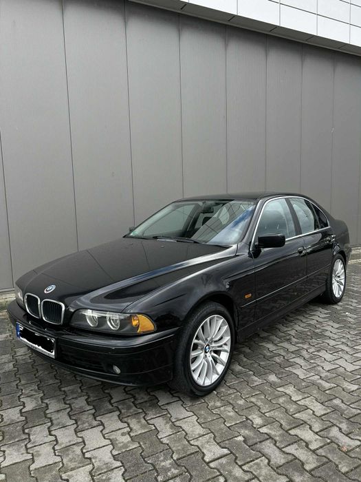 BMW Seria 5 E39 2.2 benzyna Manual Szyber Alu 18”