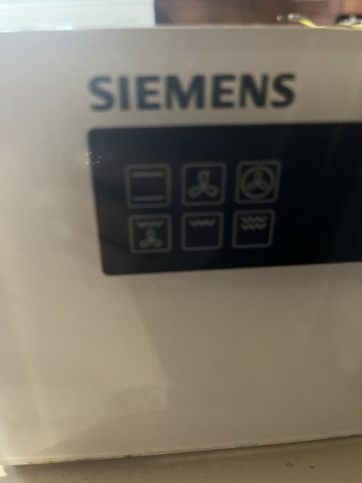 Вбудована духова шафа Siemens + варильна поверхня Siemens
