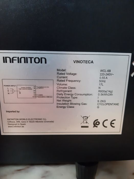 Arca de vinhos Vinoteca INFINITON WCL 6B