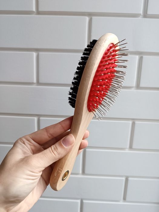 Двостороння дерев'яна щітка для собак