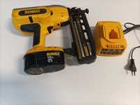 DeWALT DC 616 Sztyfciarka