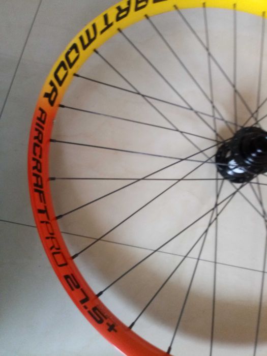 Koła dartmoor, dt swiss 27,5+, dh fr, enduro street, dirt 50mm