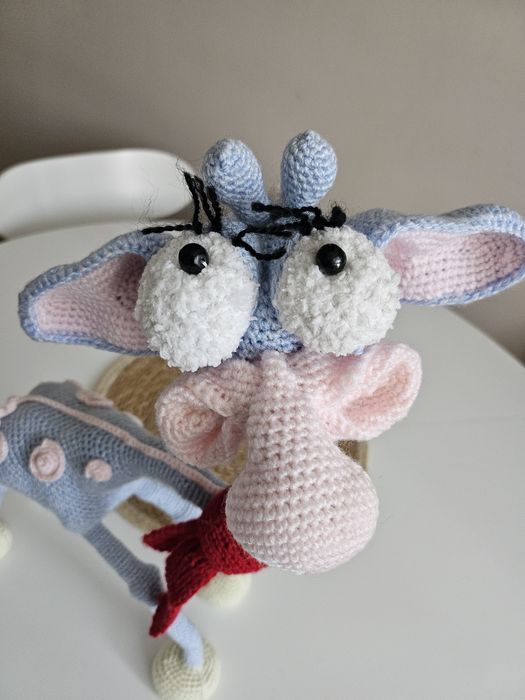 Амігурумі жираф в'язана іграшка