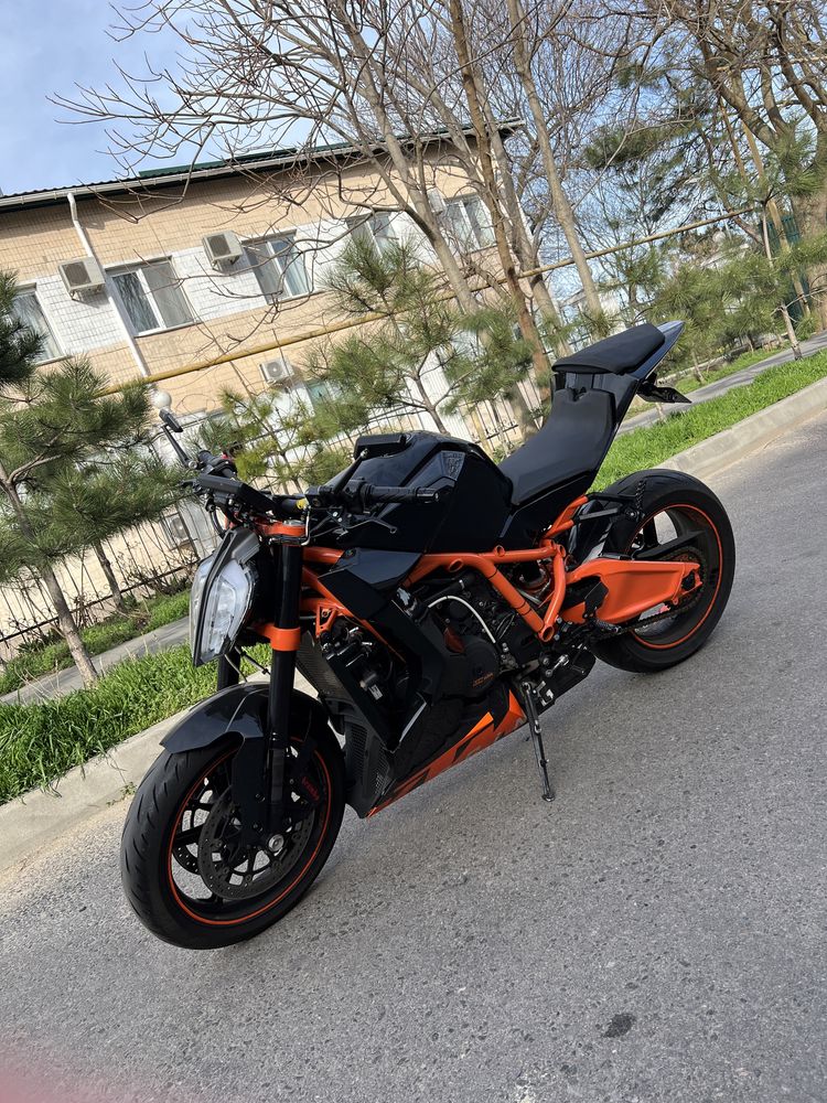 Мотоцикл KTM RC8R 1200 кубов /возможен обмен