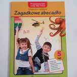 Nowa Książeczka z naklejkami Zagadkowe Abecadło Naklejki Edukacja
