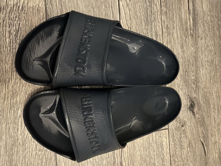 Шльоранці, тапки Birkenstock