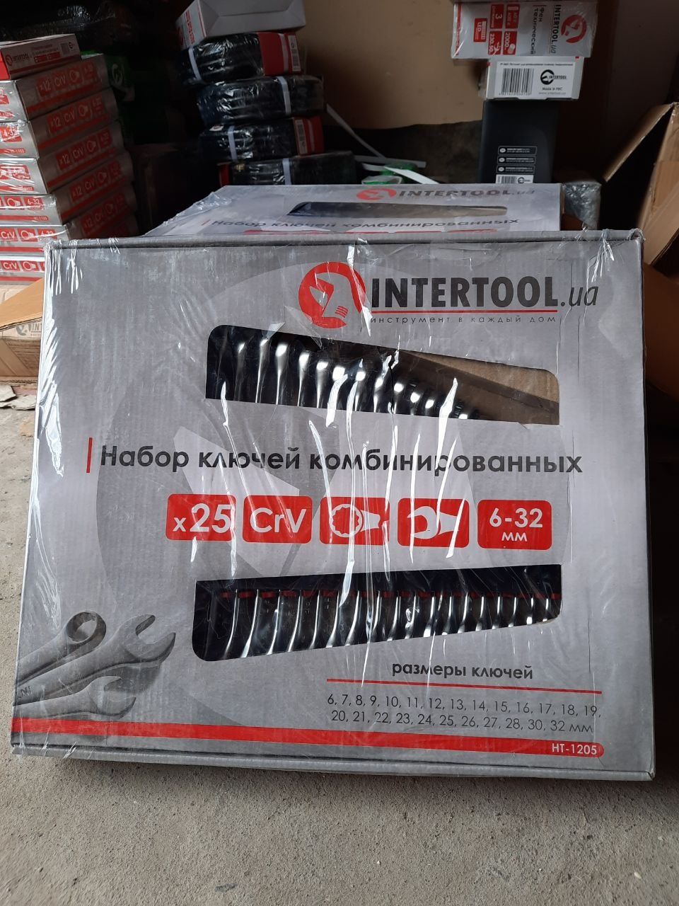 Набір ключів рожково-накидних 25 од., 6-32 мм, Cr-V INTERTOOL HT-1205