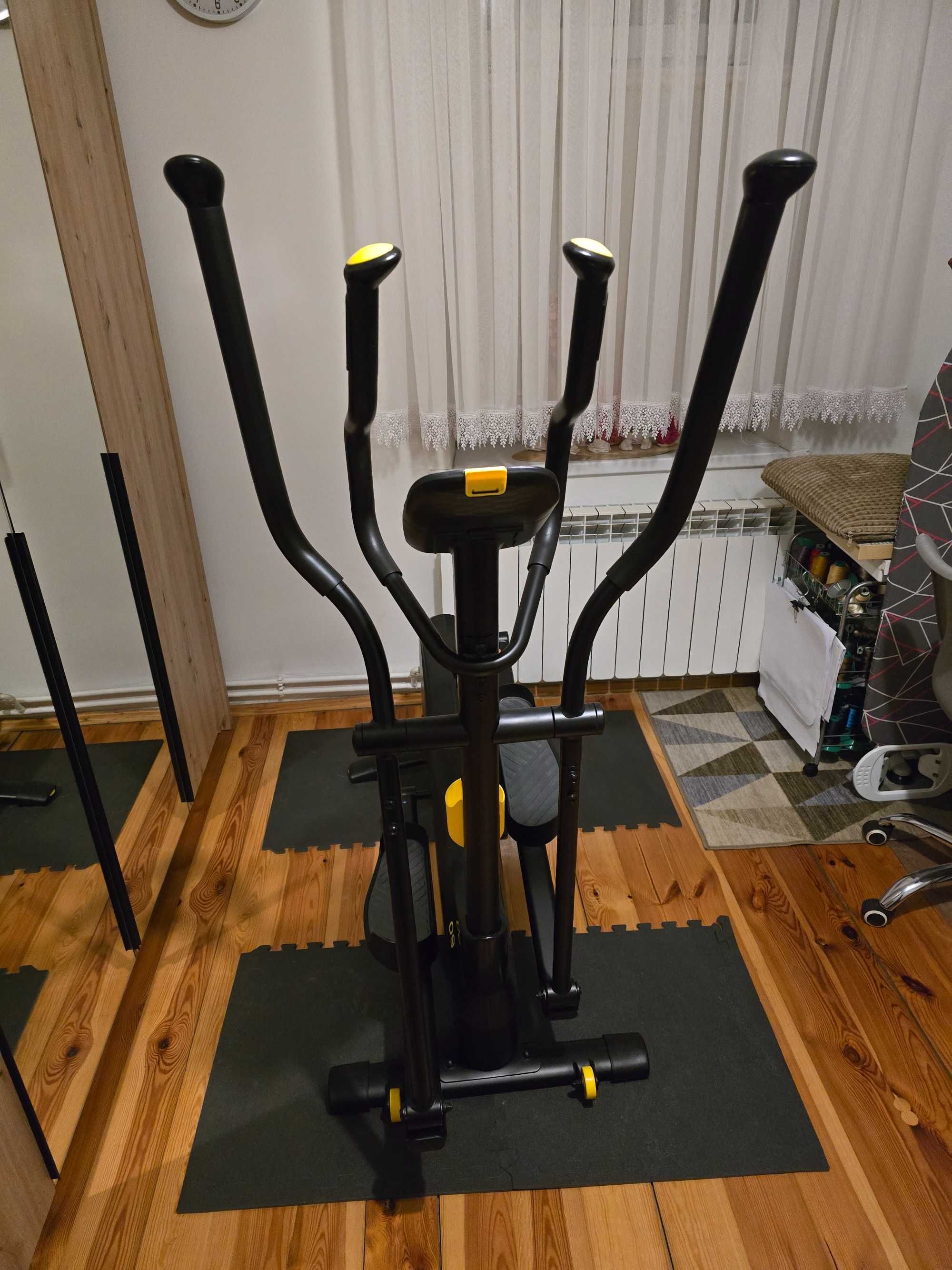 Rower eliptyczny (Orbitrek) Domyos 09 samozasilający i E-connected
