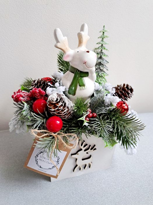 Dekoracja świąteczna stroik ozdoba kompozycja z reniferem