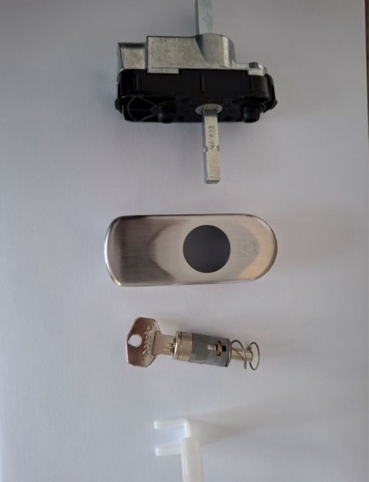 6 sztuk klamek Hoppe Amsterdam z kluczykiem