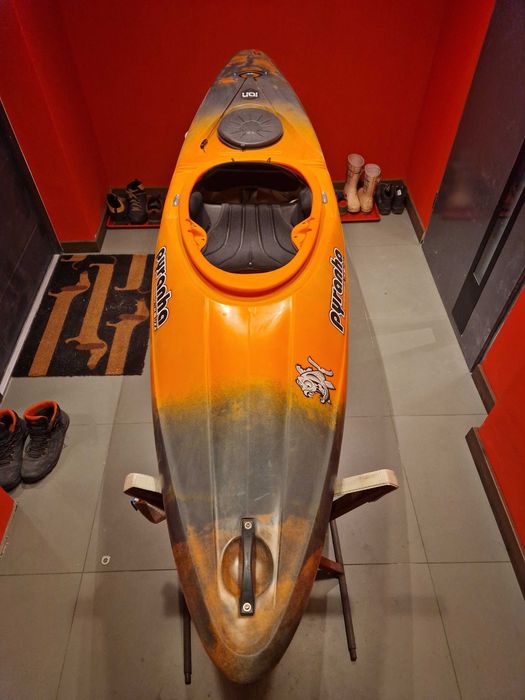 Kajak ION - Pyranha rozmiar s/m