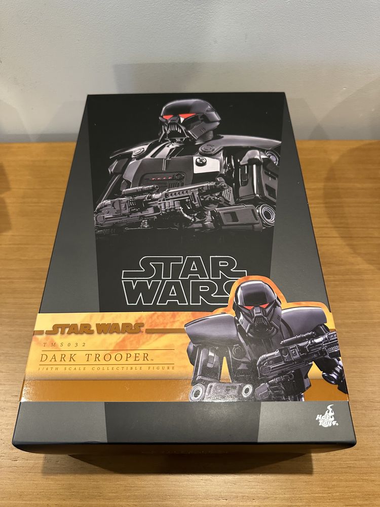 Hot Toys 1/6 Figure Star Wars Mandalorian - Dark Trooper