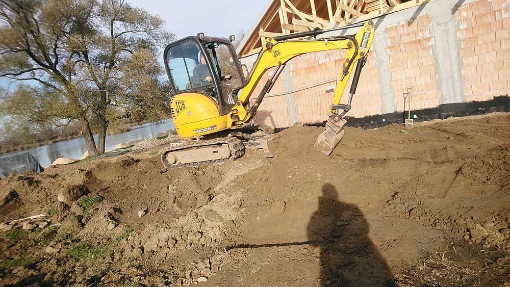 Usługi Minikoparka 5 i 3tony. Prace ziemne, Koparko ładowarka.