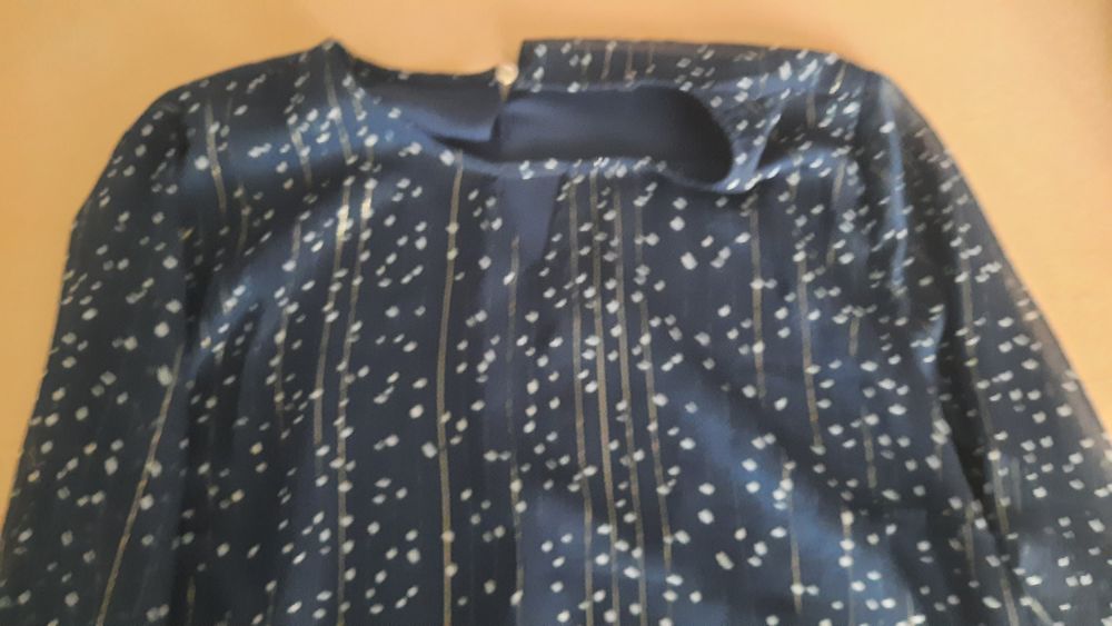 Bluzka elegancka granatowa r. 40 quiosque
