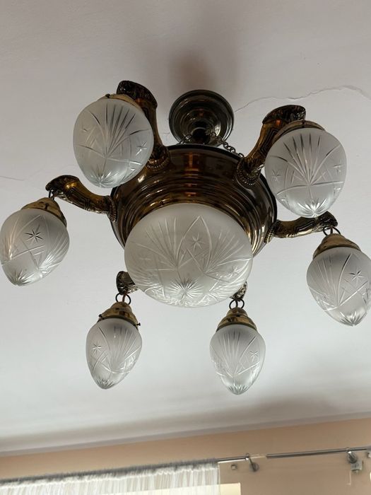 Żyrandol mosiężny