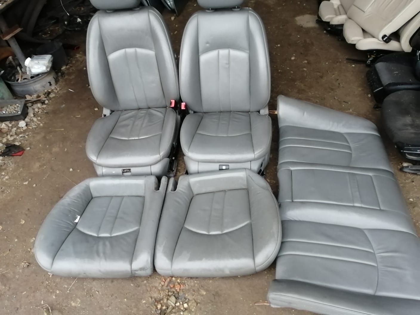 Wnętrze Mercedes CLS W219 Szare Skóra Fotele Kanapa Wysyłka