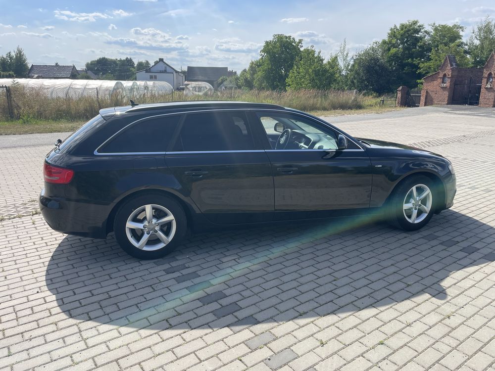 Na sprzedaż audi a4b8