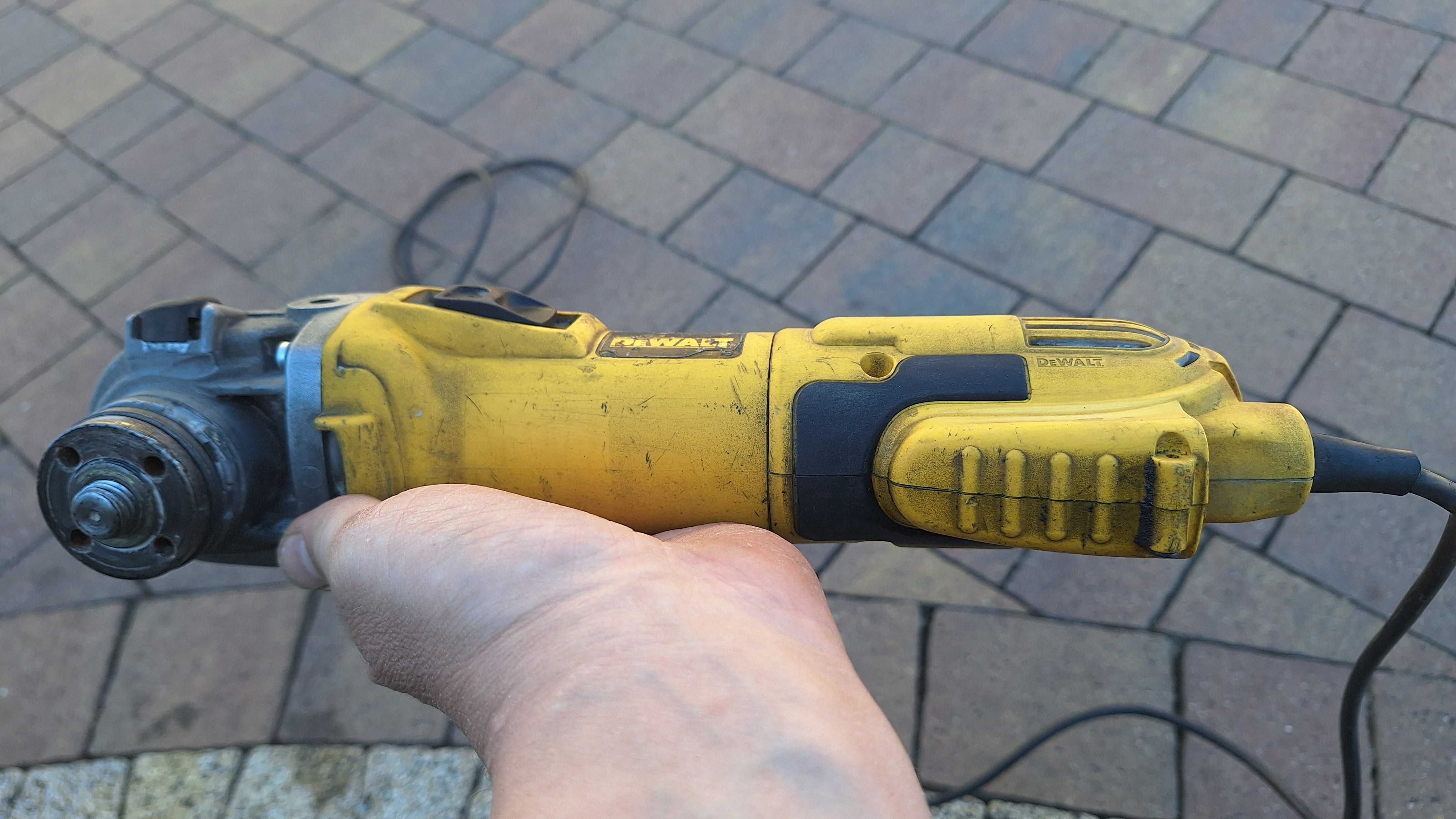 Szlifierka kątowa DeWalt D28133-QS, 1200W 125mm