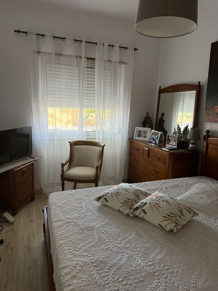 Apartamento T3 transformado em T2 Zona Calma Feijó