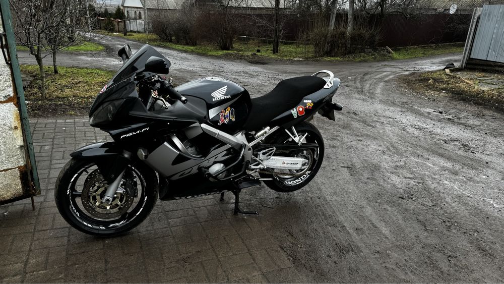 Honda cbr600 F4i