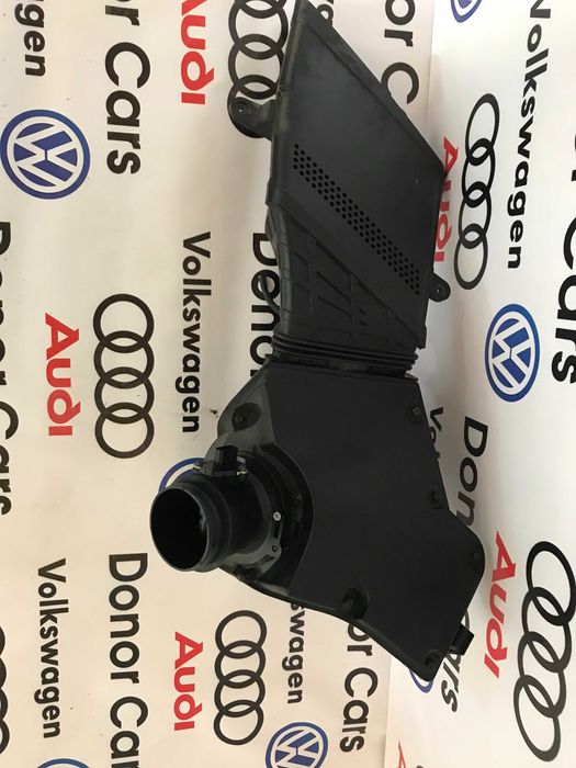 Корпус воздушного фильтра audi q58r 80a 2.0tfsi бензин audi a4 b8 b9
