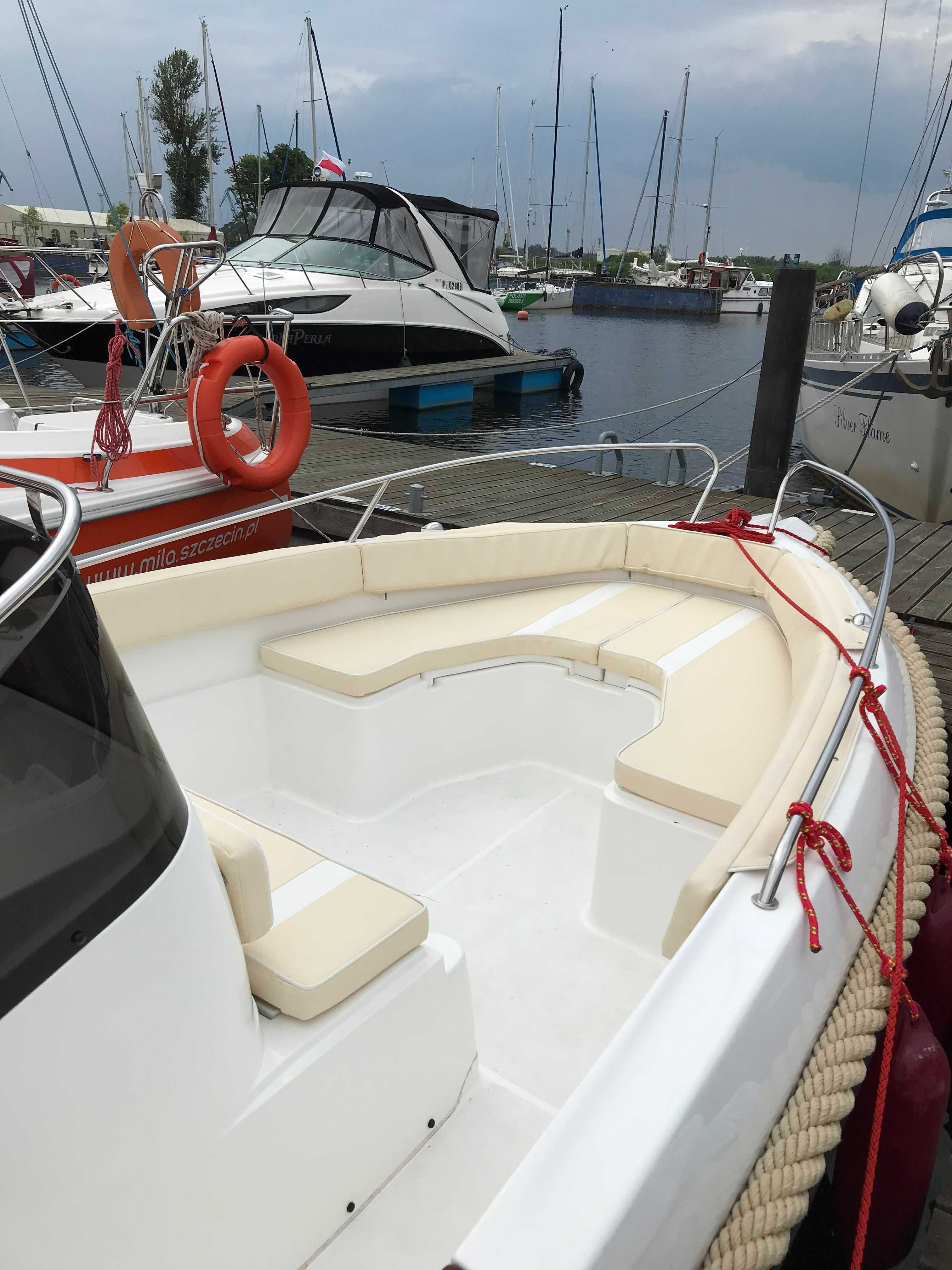 Jacht motorowy OPEN 625